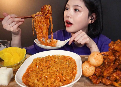 Trung Quốc 'khai tử' trào lưu mukbang