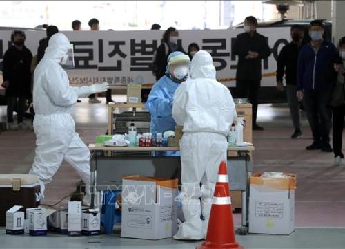 Chuyên gia Hàn Quốc cảnh báo về thách thức từ các biến thể mới của virus