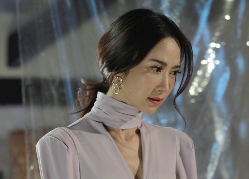 'Cháu cứ có thai rồi cưới, nhà bác không có tiền chữa đẻ đâu'