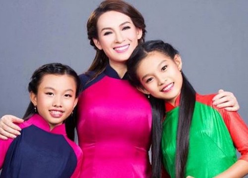 "Chị sinh đôi" của Hồ Văn Cường từng khen mẹ nuôi Phi Nhung là một người tuyệt vời, nói gì về chuyện cát-xê?