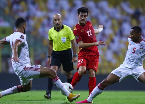 Van Bakel: 'Tiến Linh cần xuất ngoại'