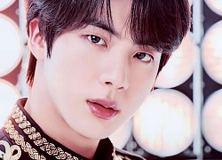 Đôi môi của Jin (BTS): Quyến rũ hay kỳ quặc giống... môi lạc đà?