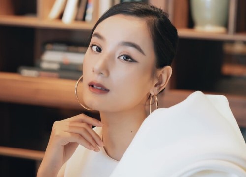 Đàn chị từng chứng kiến và bênh vực "nạn nhân" bị đổ tội ăn cắp chính thức lên tiếng, còn nhắn nhủ Hoàng Thuỳ?