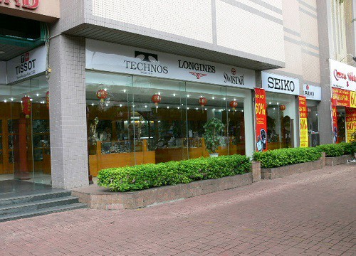 Thuận Kiều Plaza từng sở hữu nhiều cái "NHẤT", trong đó có một thứ khiến người Sài Gòn một thời "đi đâu cũng ngước cổ lên trời"