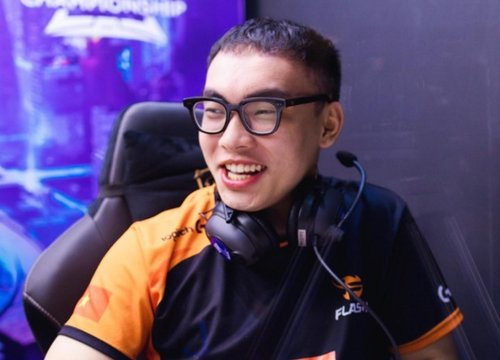 Vừa văng tục bức xúc vì Liên Quân, ProE đăng status "động trời" và đụng chạm, phải xóa ngay lập tức?