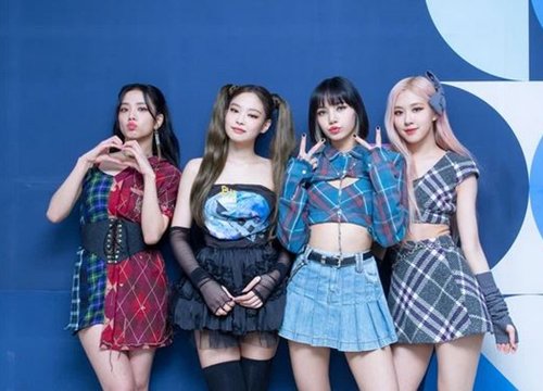 10 MV nữ nghệ sĩ Kpop nhiều view nhất YouTube: BLACKPINK chiếm hẳn 8 vị trí nhưng vẫn bị khịa view Đông Nam Á mà thôi!