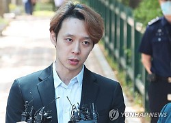 Park Yoochun was accused by his former manager of &quot;playing toys&quot; and gambling