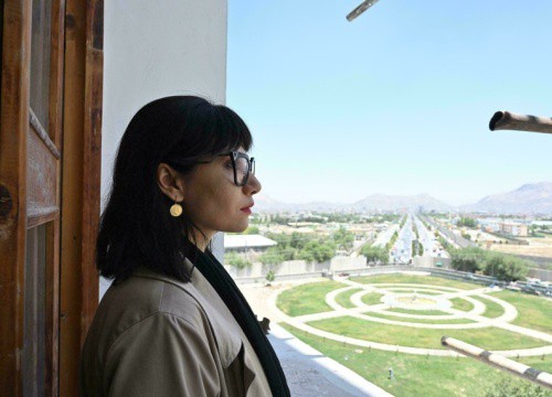Phụ nữ Afghanistan chìm trong sợ hãi