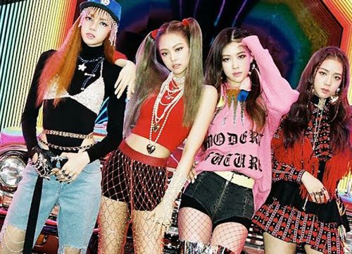 BLACKPINK kể lại khoảnh khắc "bùng cháy" khi quay MV Playing With Fire, Lisa còn bị tro bám lên mặt mà không hiểu chuyện gì xảy ra