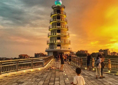 Cầu đi bộ Công viên Văn Lang - Điểm check in tuyệt đẹp tại Việt Trì