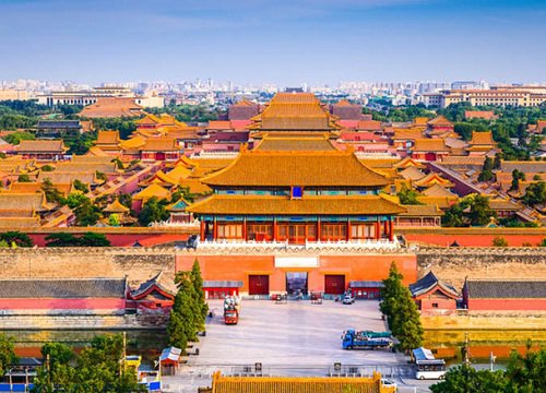 Đến thăm Cố cung, nữ sinh Nhật Bản vừa nhìn thấy 1 bức tranh đã kinh ngạc thốt lên: "Đây chẳng phải là mình sao?"