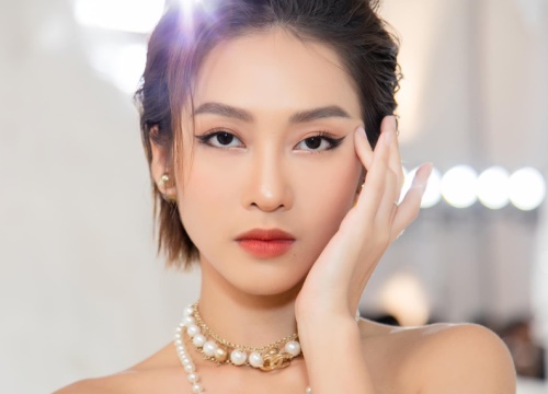 Khả Ngân: 'Tôi bị suy nhược nên chỉ còn 42 kg'