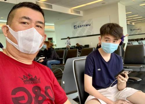 Vợ chồng danh hài Nhật Cường đưa con trai đi nhận ô tô tiền tỷ ở Mỹ