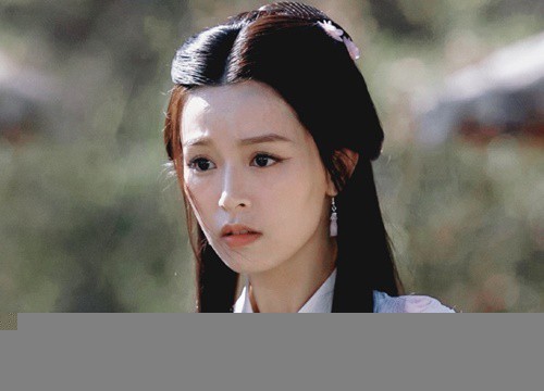 Vương Ngữ Yên ở 'Thiên long bát bộ' 2021 bị ví như oán phụ chờ chồng