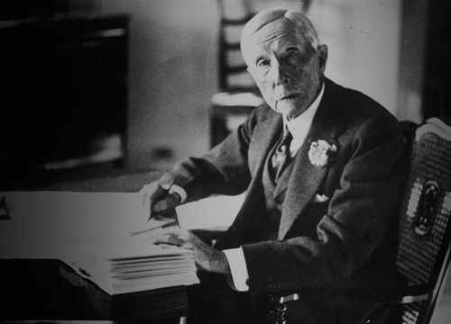 John D. Rockefeller "vua dầu mỏ" ăn bớt 1 giọt chất lỏng để trở thành tỷ phú đầu tiên trên thế giới