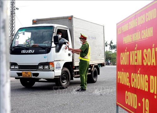 Quảng Ngãi: Yêu cầu cam kết thực hiện 'Một cung đường, hai điểm đi/đến'