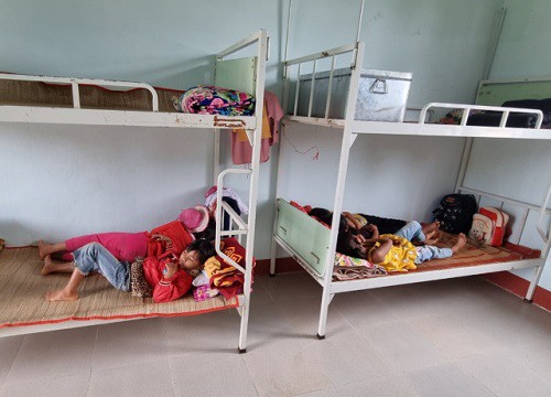 Không được hưởng trợ cấp, nhiều học sinh có nguy cơ nghỉ học