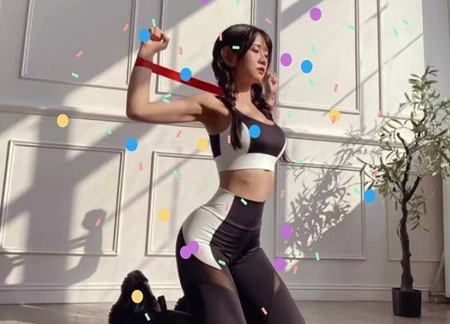 Vừa treo thưởng 1 tỷ chứng minh không "dao kéo" body, Lê Bống đã lên sóng ảnh "bẻ cong bức tường" để hack dáng chuẩn