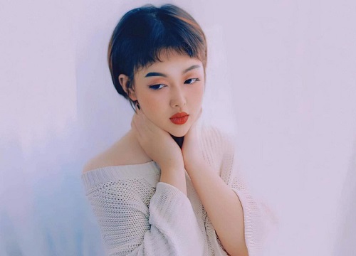 Bất ngờ với danh tính chủ nhân ca khúc tạo trend "ngọt ngào đến mấy cũng tan thành mây", netizen còn tưởng là Mỹ Tâm?