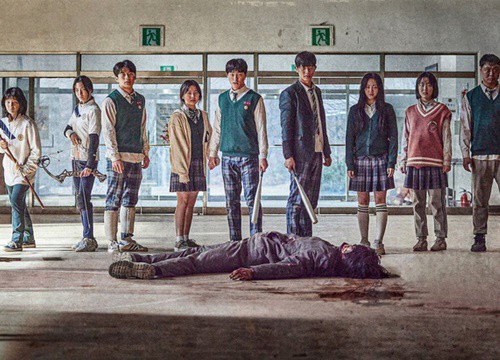 Bom tấn zombie của Netflix vừa tung trailer đã bị Knet chê thậm tệ, netizen Việt ca thán "đỉnh thế còn đòi gì?"