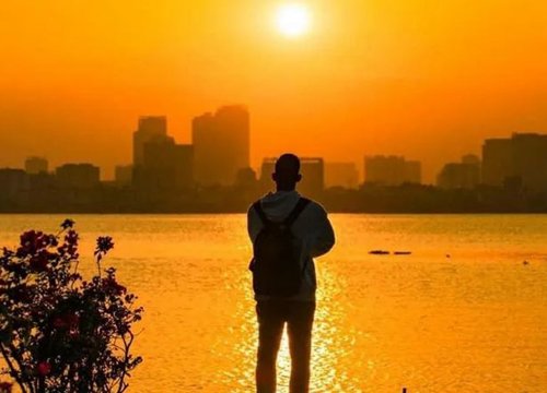 Khám phá địa điểm ngắm hoàng hôn tuyệt đẹp ở hồ Tây