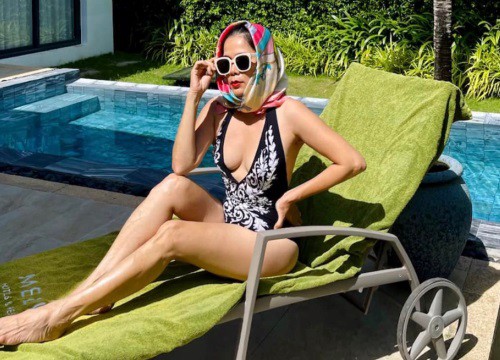 Mỹ Lệ diện bikini táo bạo, khoe thân hình nóng bỏng tuổi 50