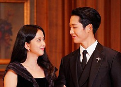 Rumor has it that Jisoo (BLACKPINK) is dating Jung Hae In, and still brings back the love item as a souvenir?