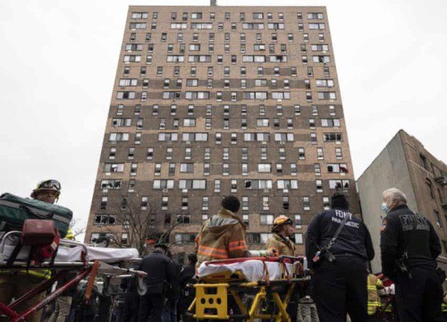 Hỏa hoạn kinh hoàng ở chung cư cao tầng New York, 19 người chết