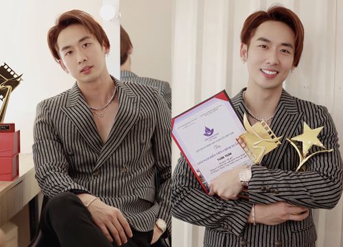 Tuấn Trần đạt 'cú ăn ba' lịch sử với 'Bố già'