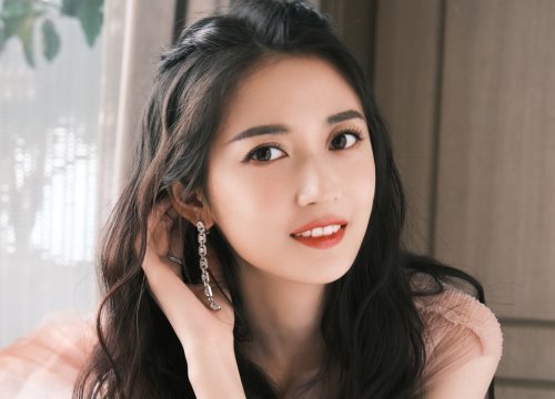 'Triệu Mẫn' Trần Ngọc Kỳ trượt dốc