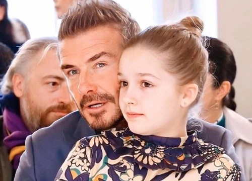 David Beckham đăng đàn "dằn mặt" khi Harper có crush, gương mặt hậm hực khiến netizen cười bò