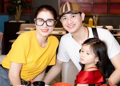 Chồng Trang Trần về Việt Nam đón Tết cùng vợ con sau 2 năm xa cách