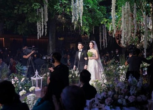 Thiếu gia Đỗ Vinh Quang mừng sinh nhật bầu Hiển, Đỗ Mỹ Linh hé lộ cuộc sống thảnh thơi hậu kết hôn
