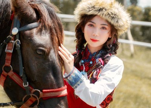 Về Bạc Liêu chăn cừu, cưỡi ngựa