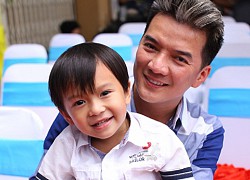 Dam Vinh Hung revealed the identity of his 3-year-old son, Polo Huynh, who turned out to be an extremely special person