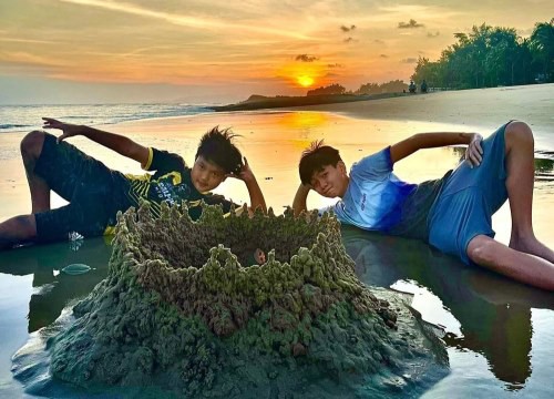 Ngày cuối tuần được vui chơi hiếm hoi của Subeo sau khi nhập học