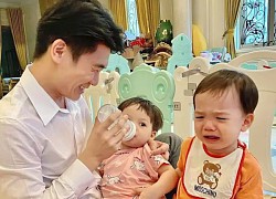 Do Quang Vinh is a single father who takes care of his children exceedingly, in contrast to the pressure of being the eldest son