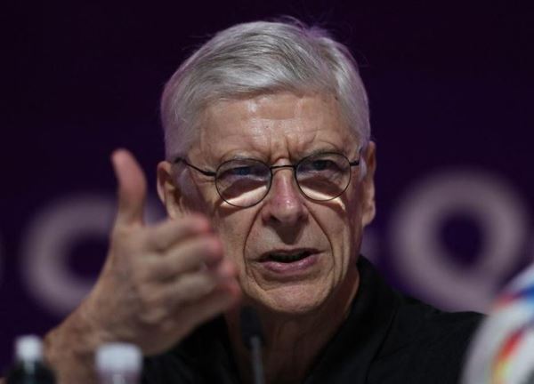 Cựu HLV Arsenal đá xéo các đội bóng biểu tình tại World Cup