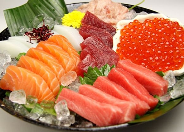 Những món ăn từ cá hồi sống "đốn tim" thực khách
