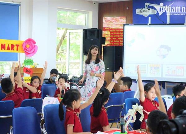 Từng là học sinh 'dốt' Văn nay viết trăm bài báo