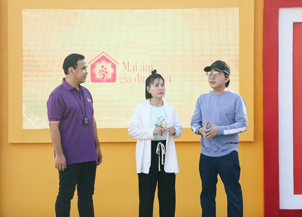 Cát Phượng: Từng ngồi khóc cùng Quyền Linh ngày 30 tết