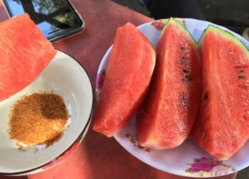 Dưa hấu, món không thể thiếu trong những ngày tết