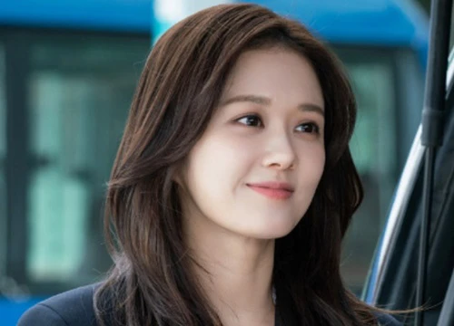 Jang Nara xuống sắc nghiêm trọng khiến fan tá hỏa, còn đâu mỹ nhân "hack tuổi" ngày nào