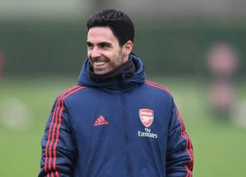 Quỹ lương của Arsenal giảm 50% chỉ sau 9 tháng