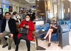 Ms. Phuong Hang was criticized for being &quot;inferior&quot; sitting, far behind Dam Vinh Hung at the airport