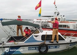 Canoe sinking leaves 17 injured and missing: First mate recounts terrifying moment