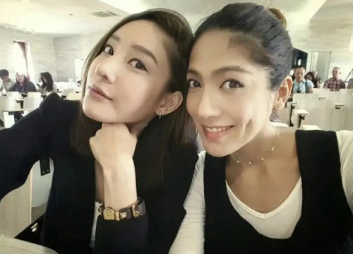 1 đối tượng đứng trước đồn cảnh sát xin lỗi mẹ nữ diễn viên Chiếc Lá Bay, quản lý khiến dư luận "quay xe" vì bài đăng đầu tiên