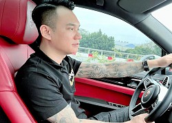 Khac Viet hinted at the story of &#39;using money to buy face&#39; in the midst of a noisy series of giants to get luxury cars and luxury goods.