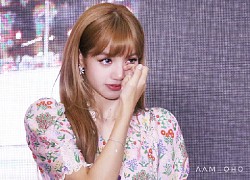 Lisa (BLACKPINK) bị tố lách luật, bòn quà hàng hiệu từ fan