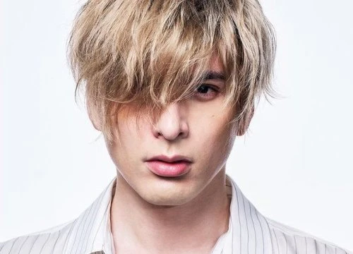 Hàng trăm nghệ sĩ Nhật Bản bị 'bóc phốt'